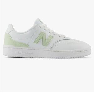 New Balance White and Green Sneakers